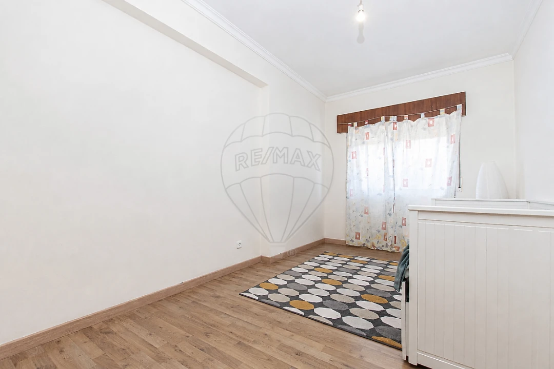 Apartamento T3 para Venda em Queluz e Belas Foto 18