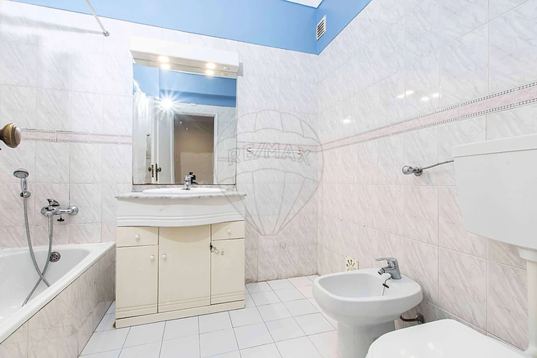 Apartamento T3 para Venda em Queluz e Belas Foto 7
