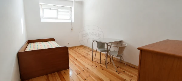 Apartamento T4 para Venda em Queluz e Belas