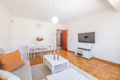 Apartamento T2 para Venda em Baixa da Banheira e Vale da Amoreira