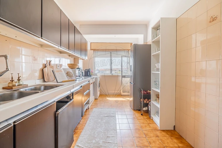 Apartamento T2 para Venda em Baixa da Banheira e Vale da Amoreira Foto 35