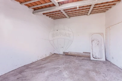 Moradia T4 para Venda em Santa Catarina