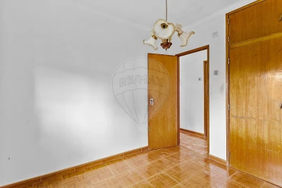 Moradia T4 para Venda em Santa Catarina