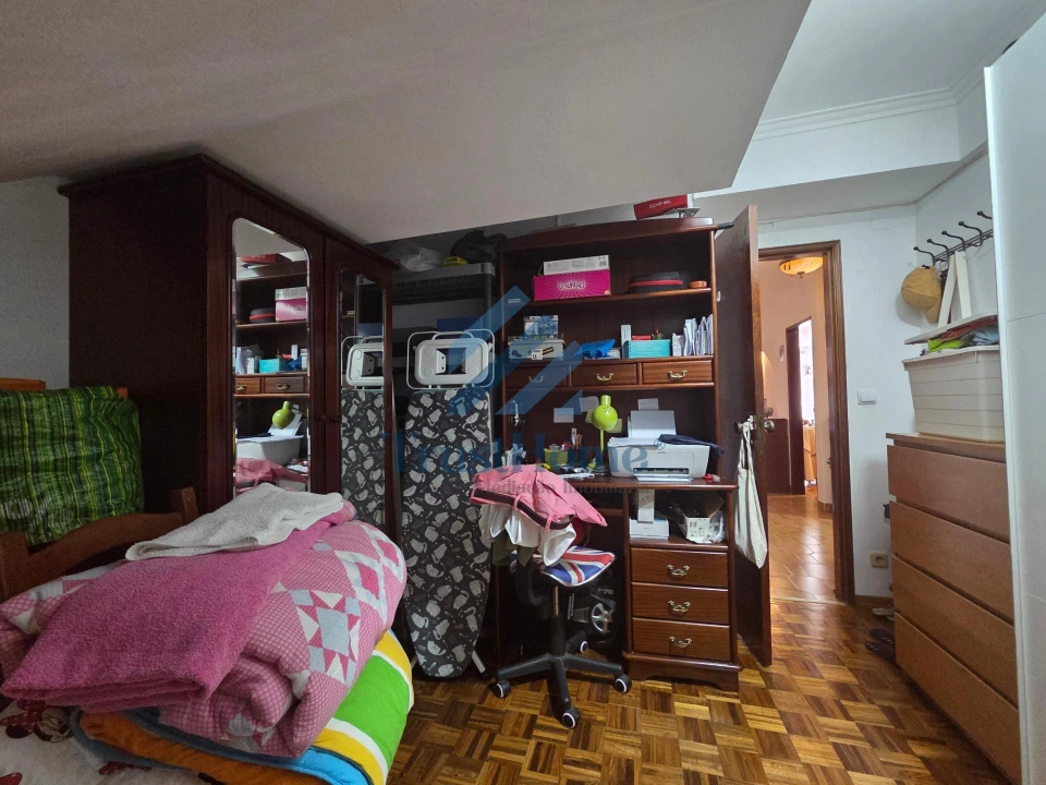 Apartamento T2 para Venda em Agualva e Mira-Sintra Foto 22