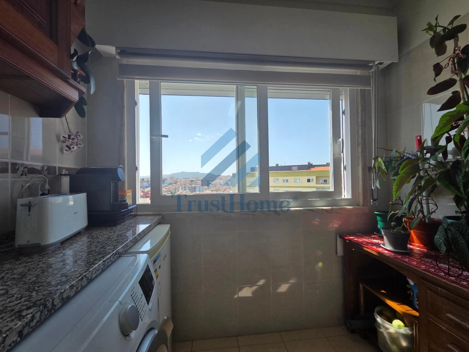 Apartamento T2 para Venda em Agualva e Mira-Sintra Foto 3