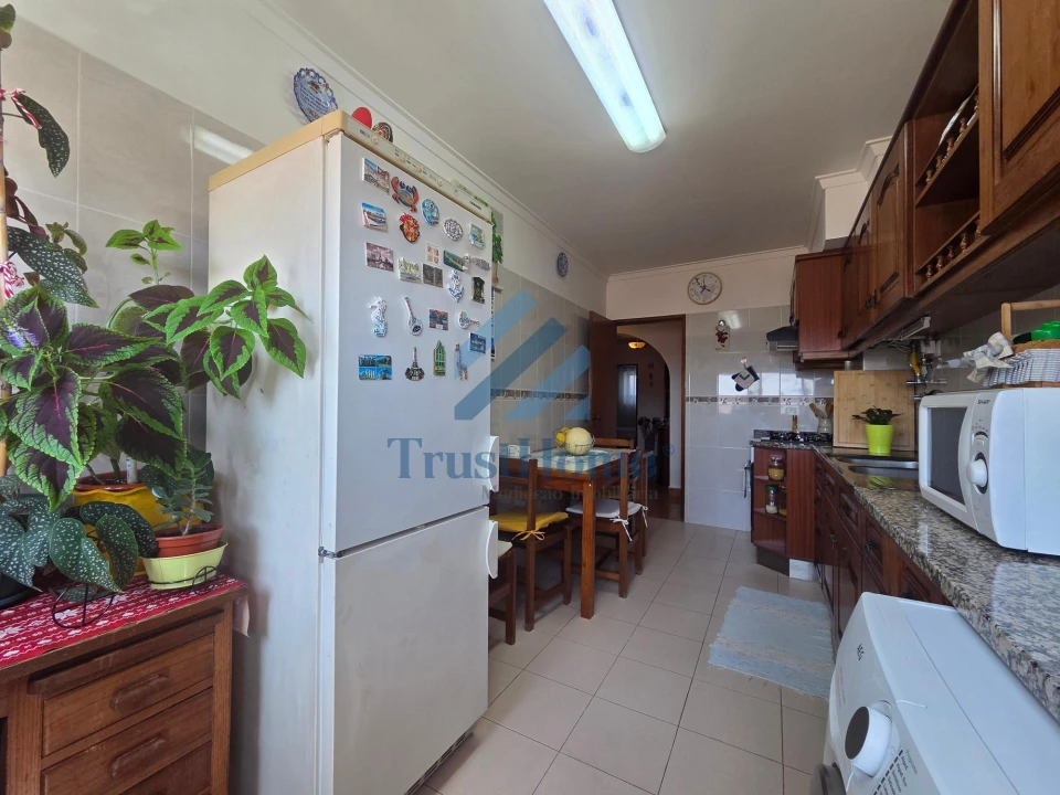 Apartamento T2 para Venda em Agualva e Mira-Sintra Foto 5