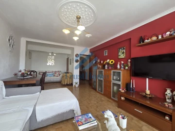 Apartamento T2 para Venda em Agualva e Mira-Sintra
