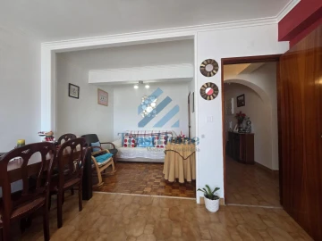 Apartamento T2 para Venda em Agualva e Mira-Sintra