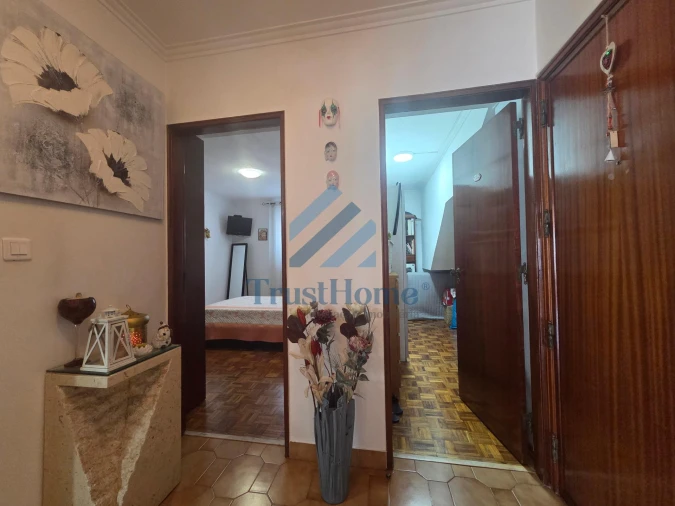 Apartamento T2 para Venda em Agualva e Mira-Sintra Foto 16