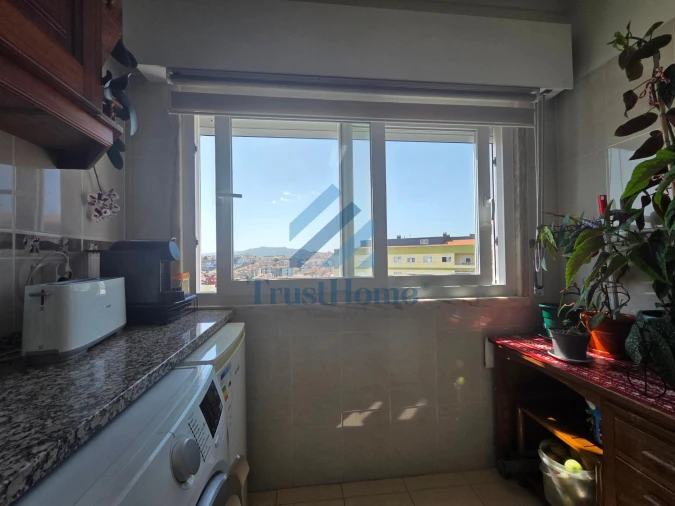 Apartamento T2 para Venda em Agualva e Mira-Sintra Foto 3
