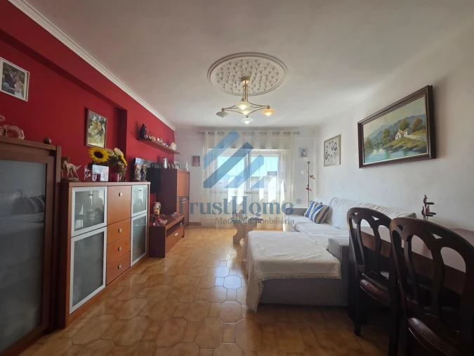 Apartamento T2 para Venda em Agualva e Mira-Sintra Foto 7