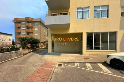 Apartamento T3 para Venda em Penafiel