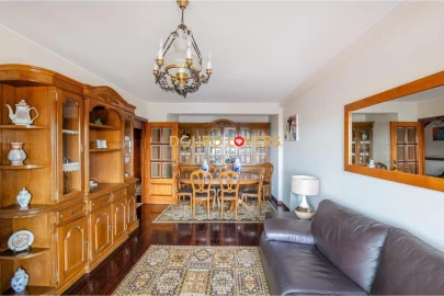 Apartamento T3 para Venda em Penafiel