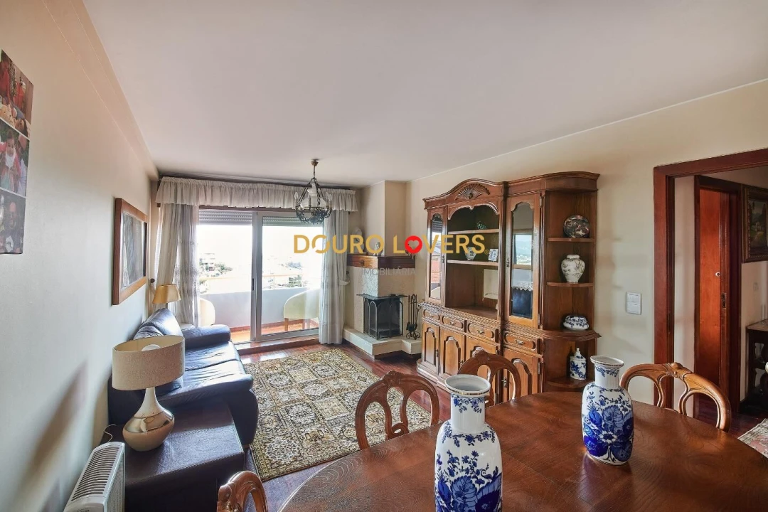 Apartamento T3 para Venda em Penafiel Foto 3