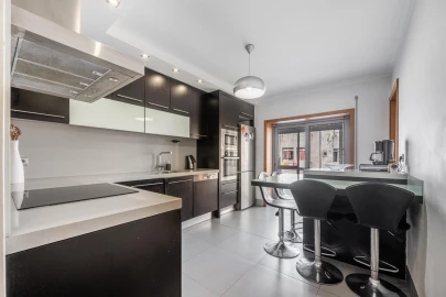 Apartamento T3 para Venda em Braga (Maximinos, Sé e Cividade)