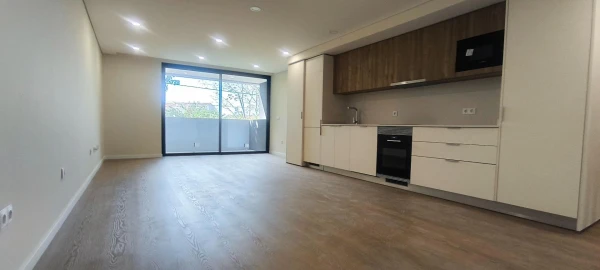 Apartamento T2 para Venda em Esgueira
