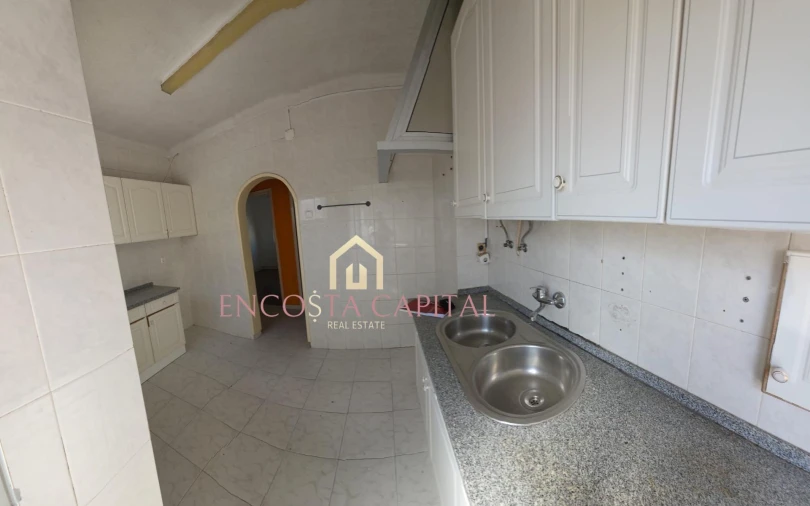 Apartamento T2 para Venda em Loures Foto 11