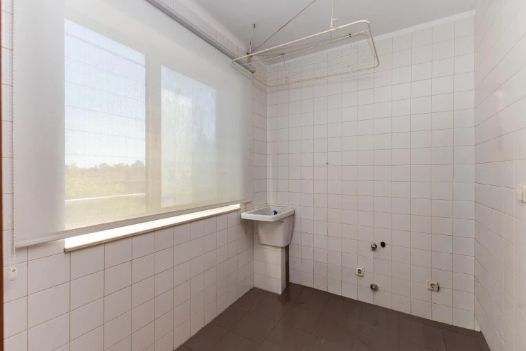 Apartamento T3 para Venda em Lordelo do Ouro e Massarelos Foto 17