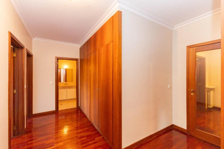 Apartamento T3 para Venda em Lordelo do Ouro e Massarelos Foto 20