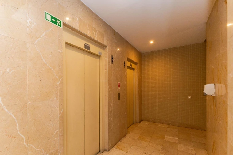 Apartamento T3 para Venda em Lordelo do Ouro e Massarelos Foto 4