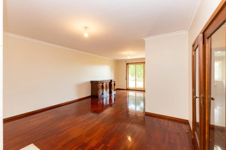 Apartamento T3 para Venda em Lordelo do Ouro e Massarelos Foto 8