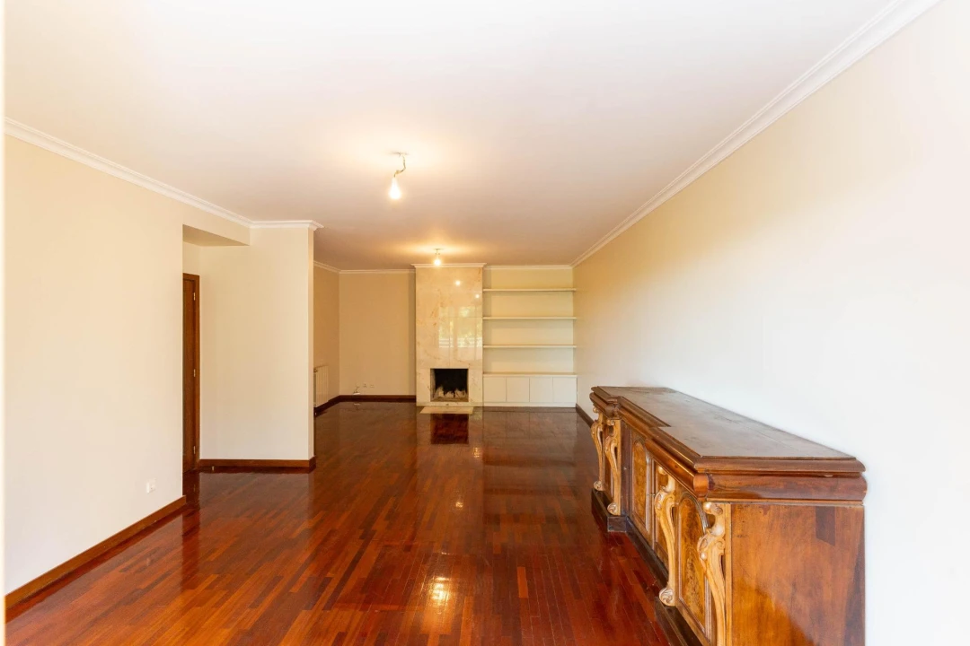 Apartamento T3 para Venda em Lordelo do Ouro e Massarelos Foto 10