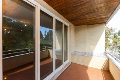 Apartamento T3 para Venda em Lordelo do Ouro e Massarelos
