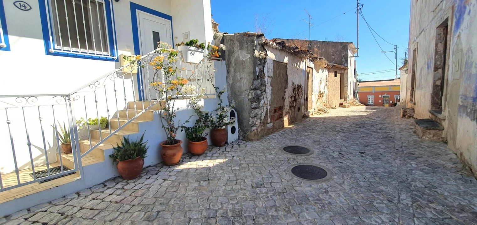 Moradia T2 para Venda em Querença, Tôr e Benafim Foto 14