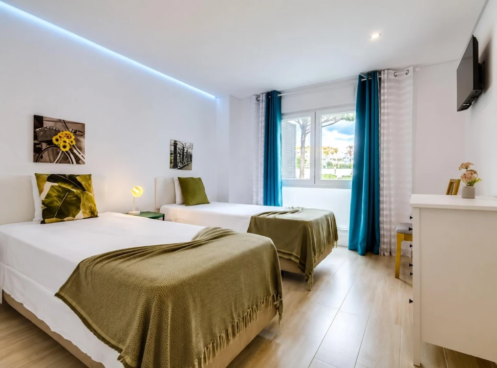 Apartamento T2 para Venda em Quarteira Foto 10