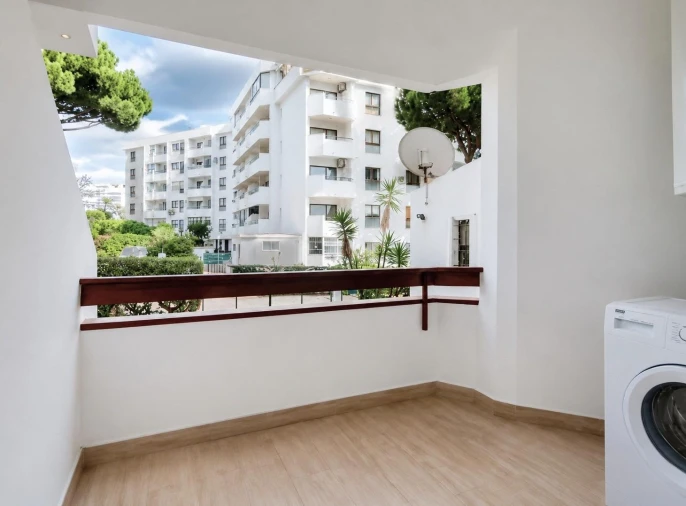 Apartamento T2 para Venda em Quarteira Foto 14