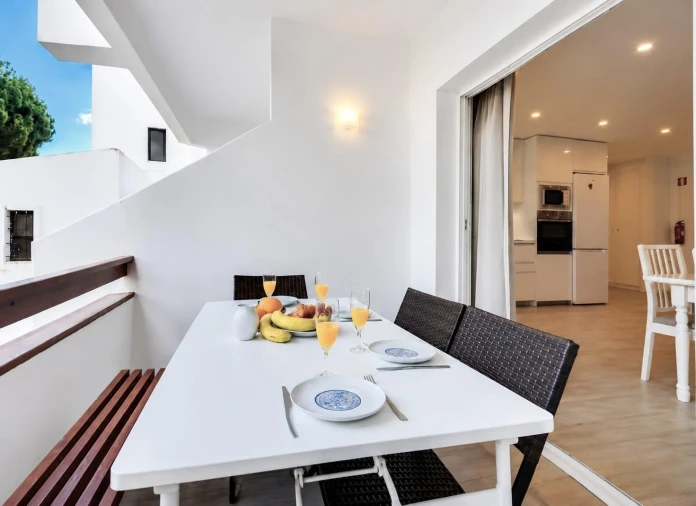 Apartamento T2 para Venda em Quarteira Foto 2