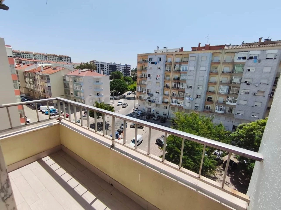 Apartamento T2 para Venda em Seixal, Arrentela e Aldeia de Paio Pires Foto 6