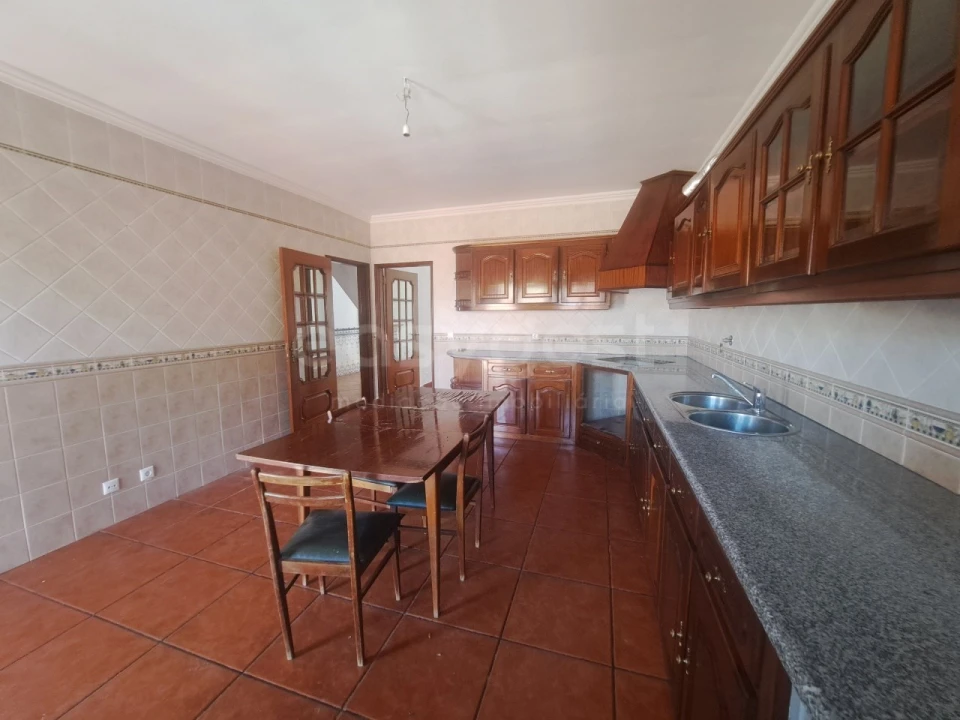 Moradia T5 para Venda em São Bartolomeu do Outeiro e Oriola Foto 8