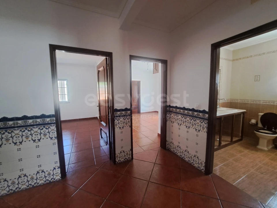 Moradia T5 para Venda em São Bartolomeu do Outeiro e Oriola Foto 18