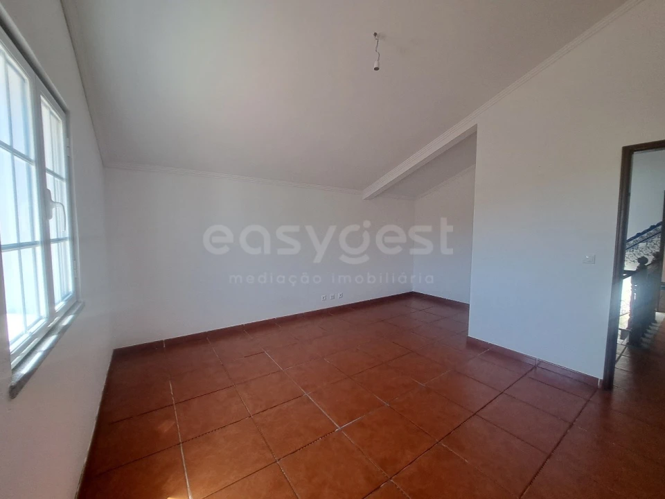 Moradia T5 para Venda em São Bartolomeu do Outeiro e Oriola Foto 29
