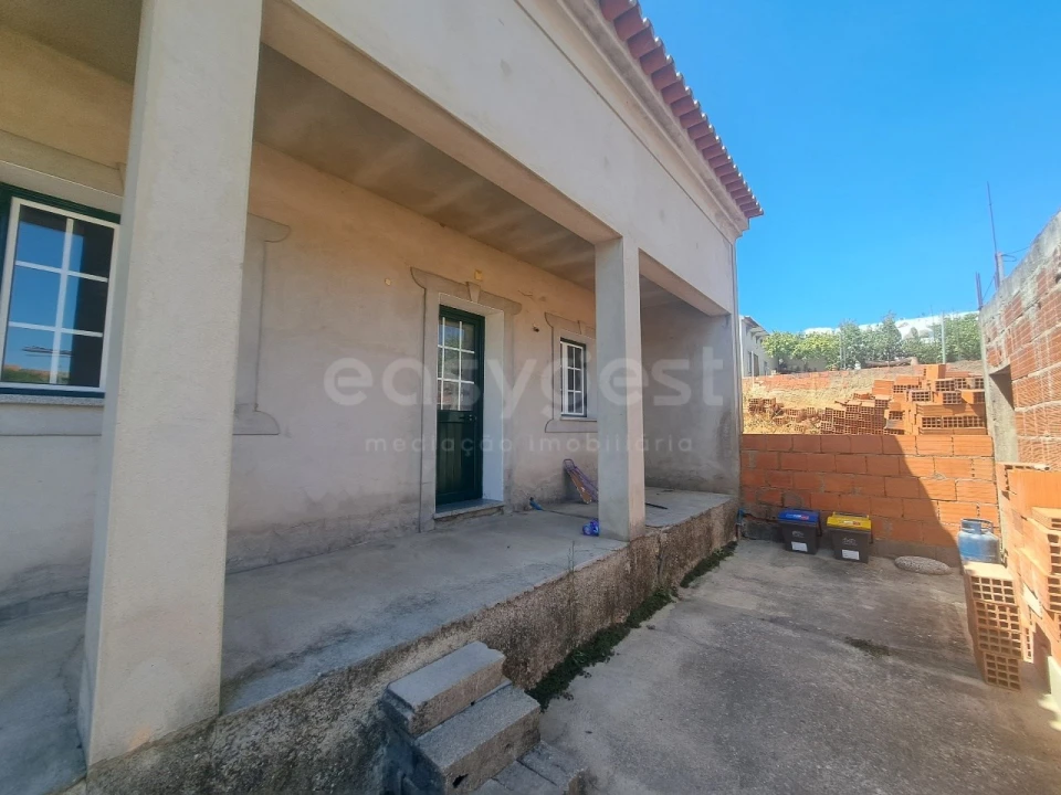 Moradia T5 para Venda em São Bartolomeu do Outeiro e Oriola Foto 38