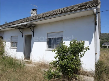 Moradia T2 para Venda em Orjais