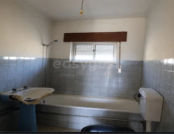 Moradia T2 para Venda em Orjais