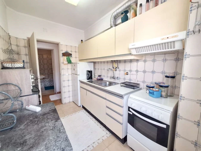 Apartamento T1 para Venda em Lagoa e Carvoeiro Foto 6