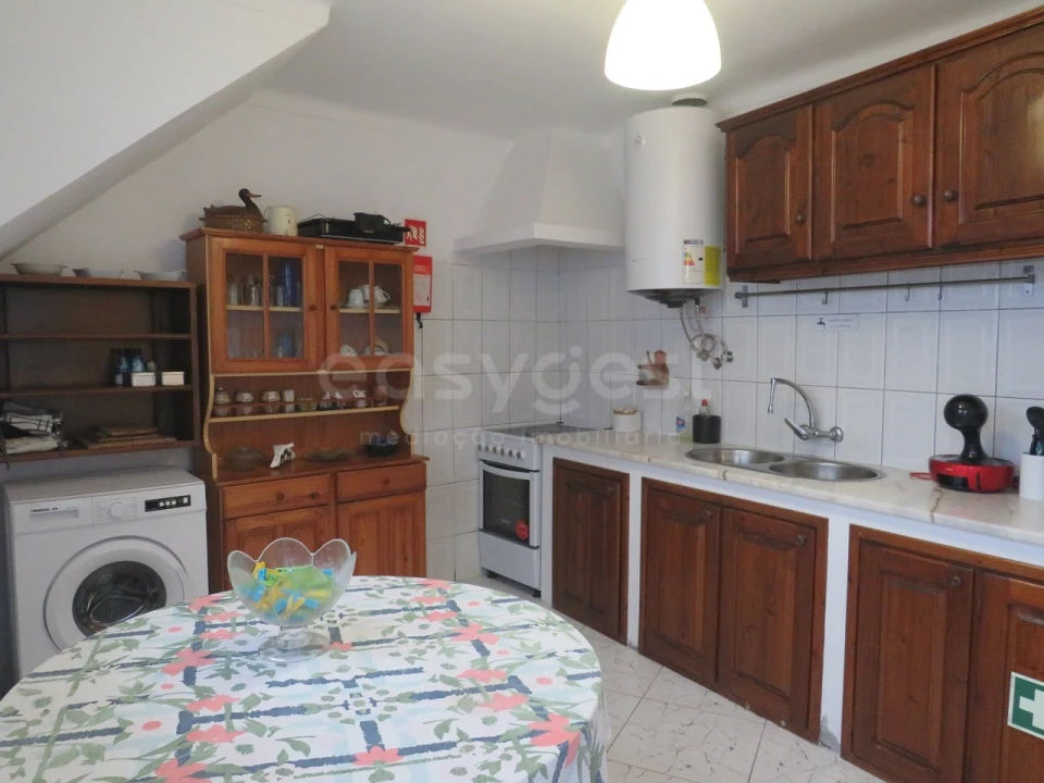 Moradia T2 para Venda em Povoação Foto 9