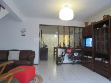 Moradia T2 para Venda em Povoação