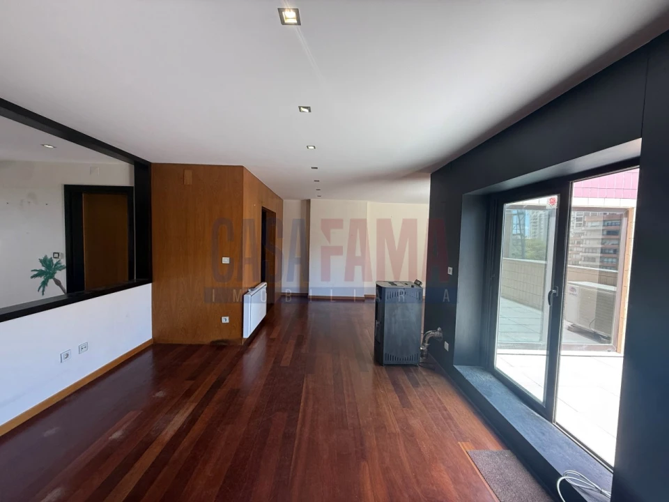 Apartamento T3 para Venda em Póvoa de Varzim, Beiriz e Argivai Foto 2