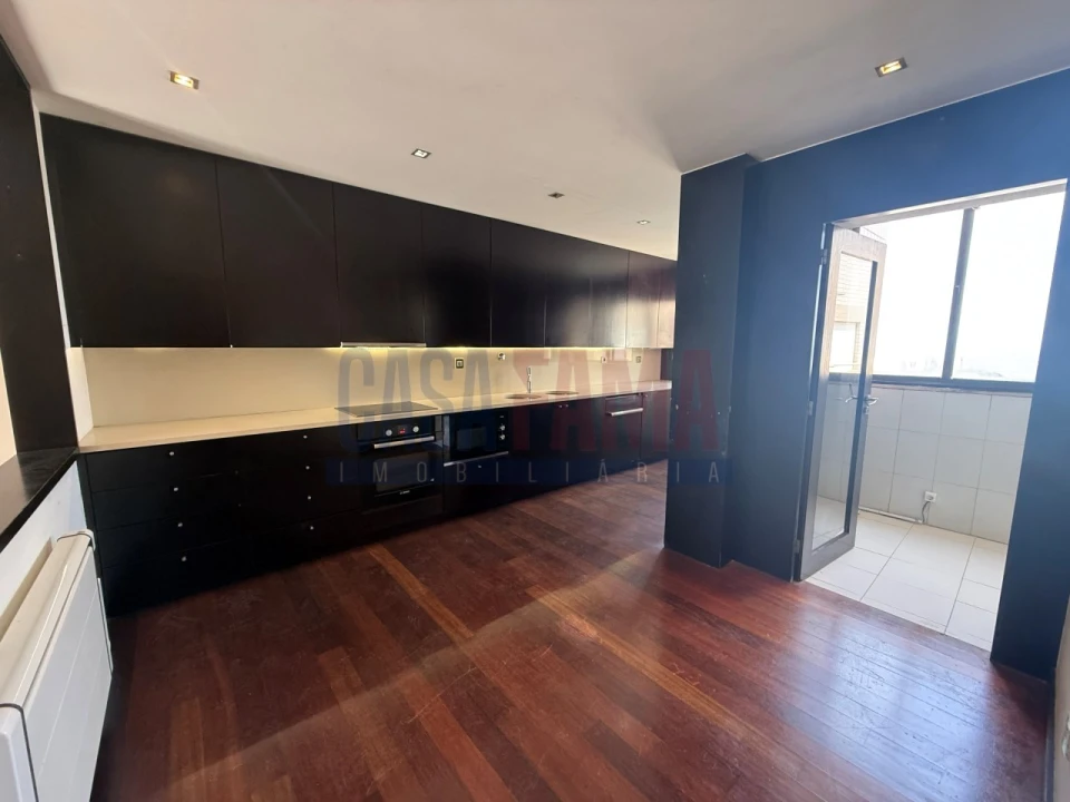 Apartamento T3 para Venda em Póvoa de Varzim, Beiriz e Argivai Foto 4