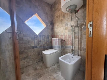 Apartamento T3 para Venda em Póvoa de Varzim, Beiriz e Argivai