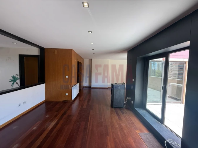 Apartamento T3 para Venda em Póvoa de Varzim, Beiriz e Argivai Foto 2