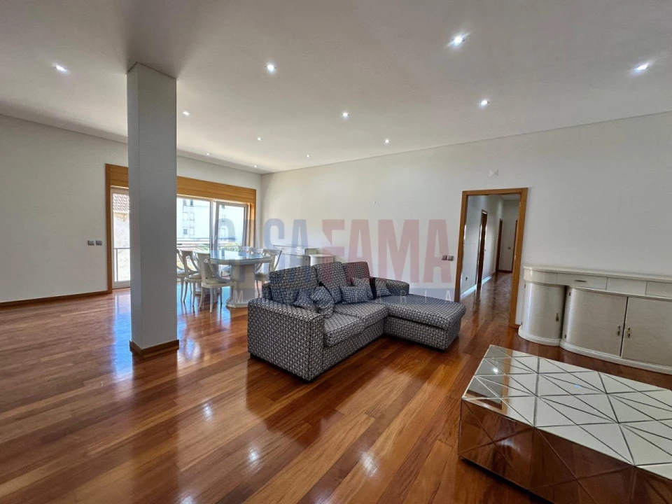 Apartamento T4 para Venda em Póvoa de Varzim, Beiriz e Argivai Foto 7