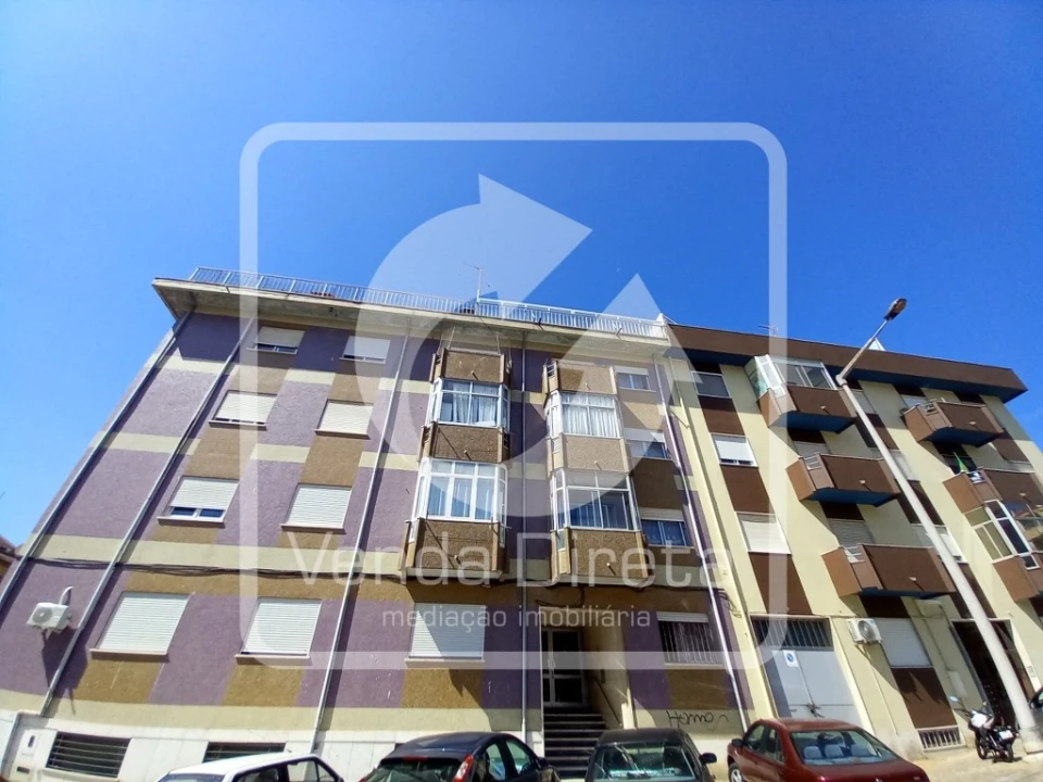 Apartamento T2 para Venda em Almada, Cova da Piedade, Pragal e Cacilhas Foto 2