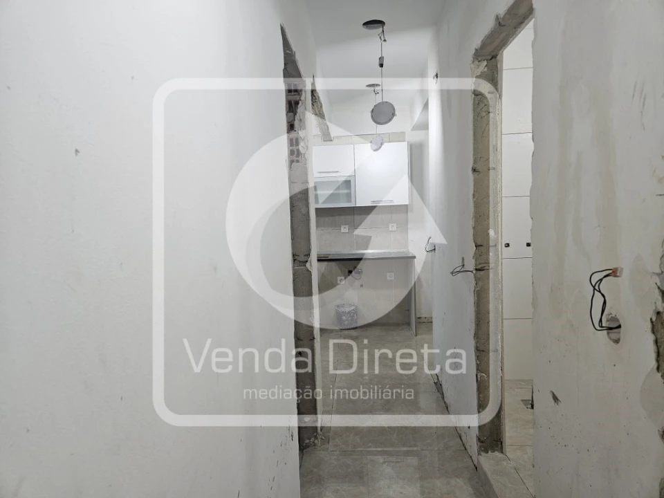 Apartamento T2 para Venda em Almada, Cova da Piedade, Pragal e Cacilhas Foto 10
