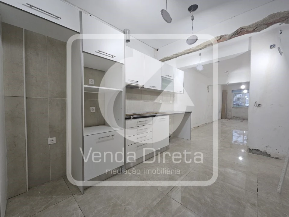 Apartamento T2 para Venda em Almada, Cova da Piedade, Pragal e Cacilhas Foto 1