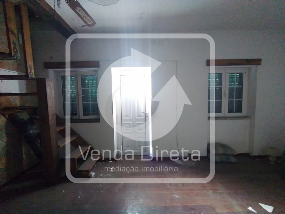Moradia T1 para Venda em Seixal, Arrentela e Aldeia de Paio Pires Foto 1